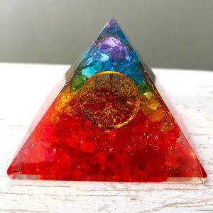 Healing Chakra Stone Orgonite Pyramid